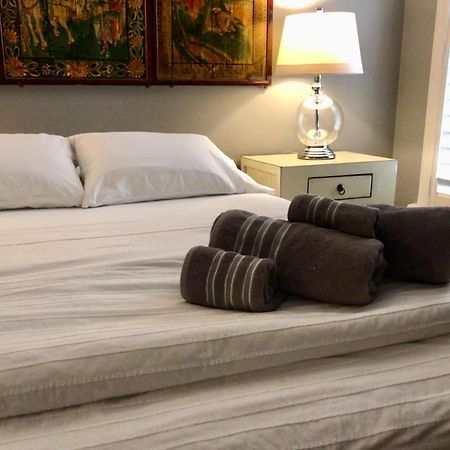 Grey Gardens Hamilton Instant Hotel & Guest House Exteriör bild